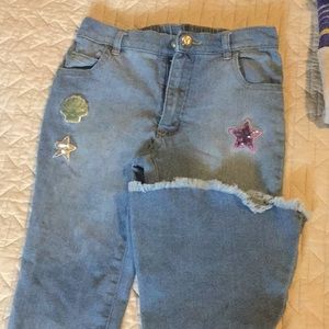 Kids Bell Bottom Jeans.🐾